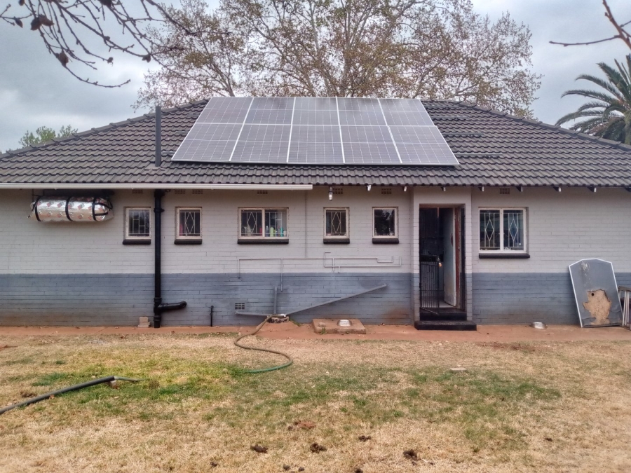 3 Bedroom Property for Sale in Stilfontein Ext 4 North West